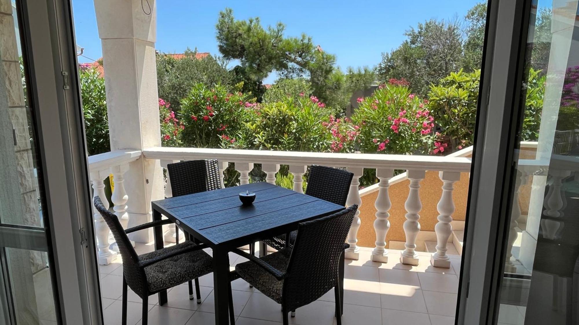 Apartment Senija *